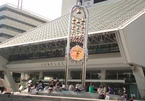 2009042902