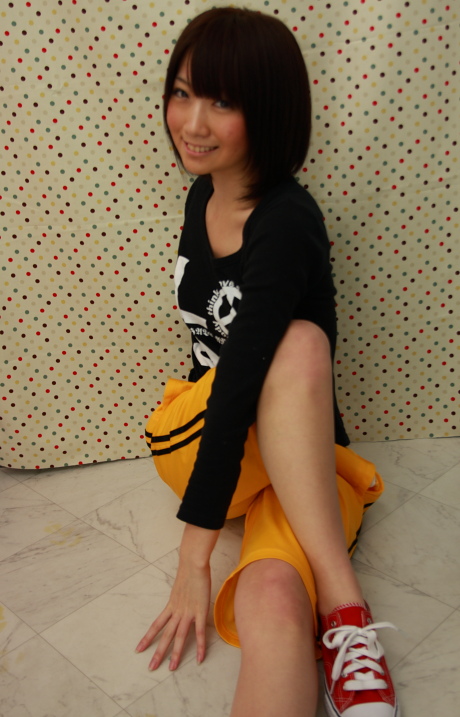 2010022701