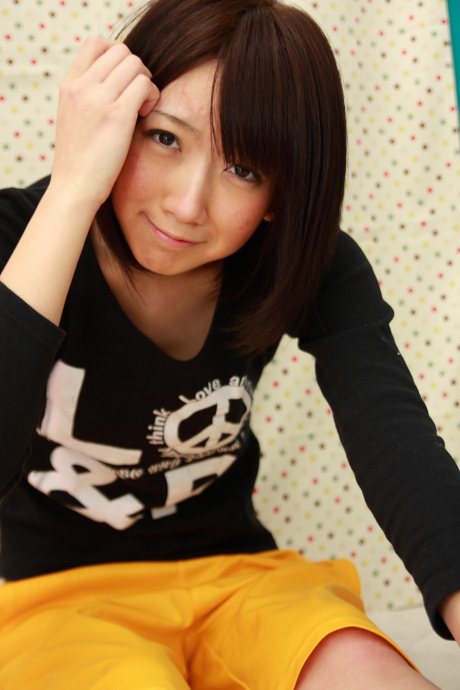 2010022705