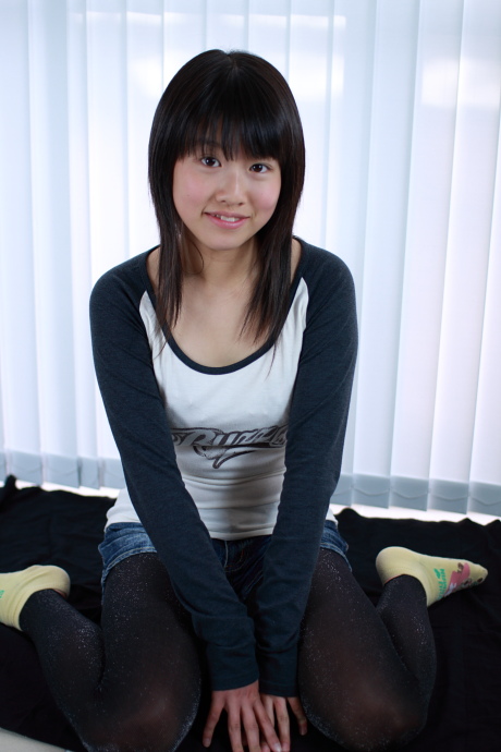 2010042817