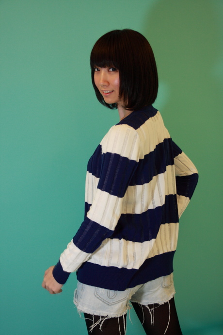 2010043021
