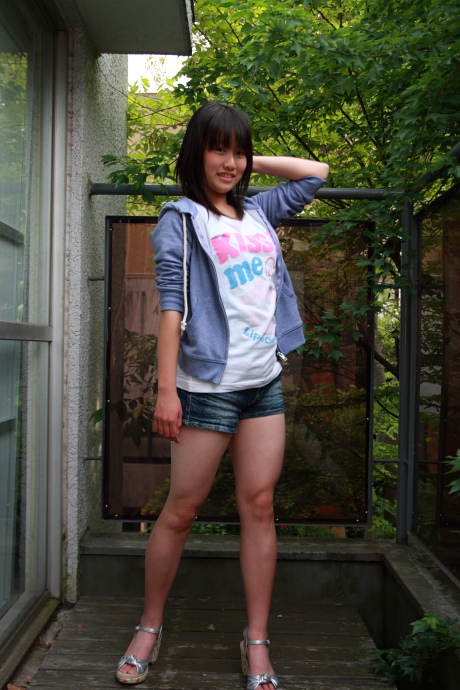 2010051127