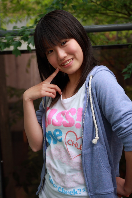 2010051435