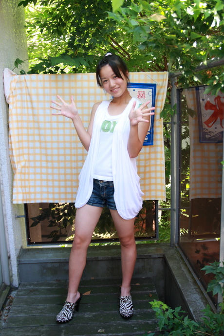 2010080411