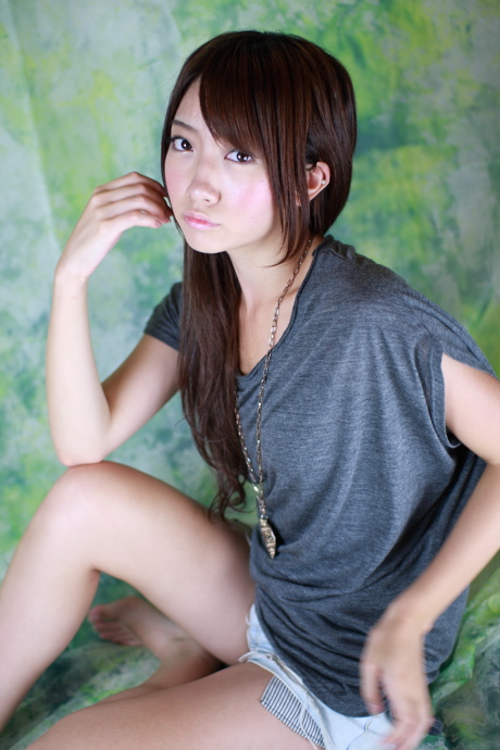 2010082823