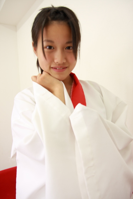 2010092718