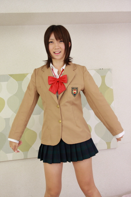 2010100412