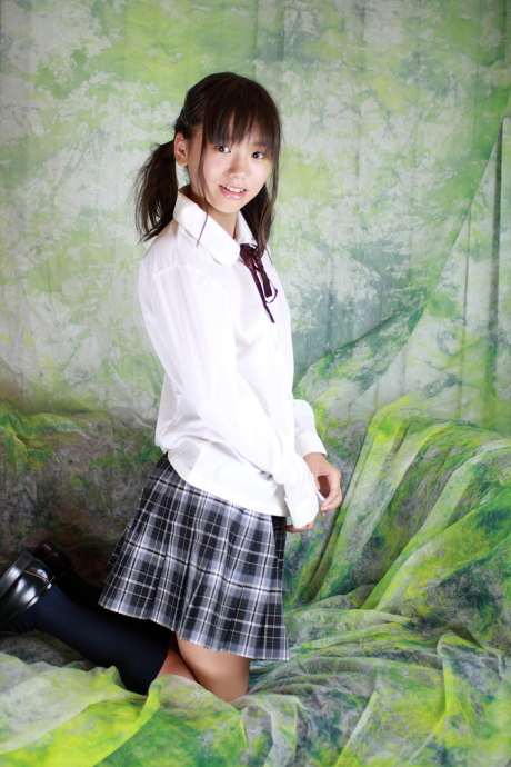 2010100704