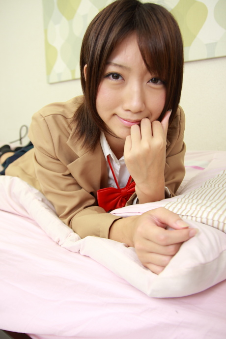 2010100822