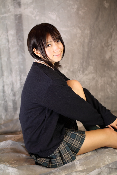 2010121825