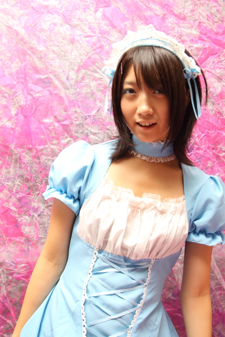 2011011422