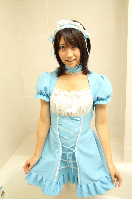2011012823