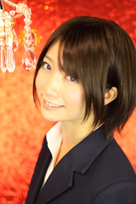 2011021923