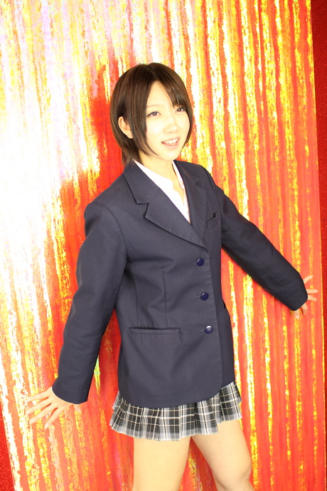 2011022323