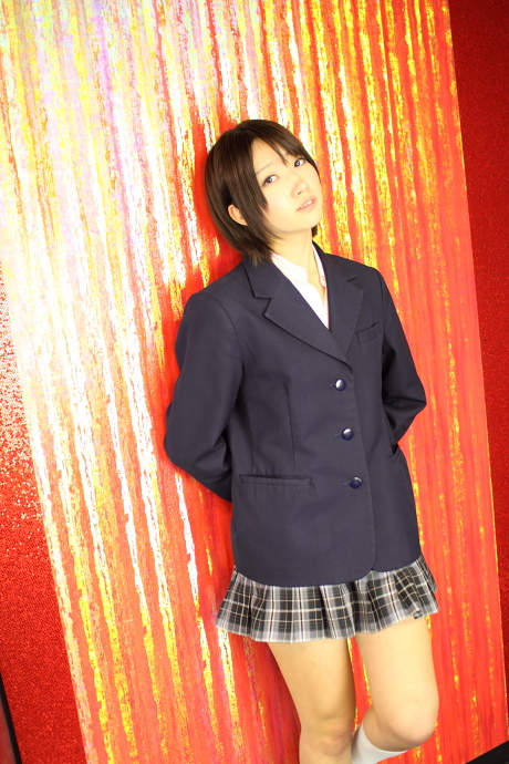 2011022328