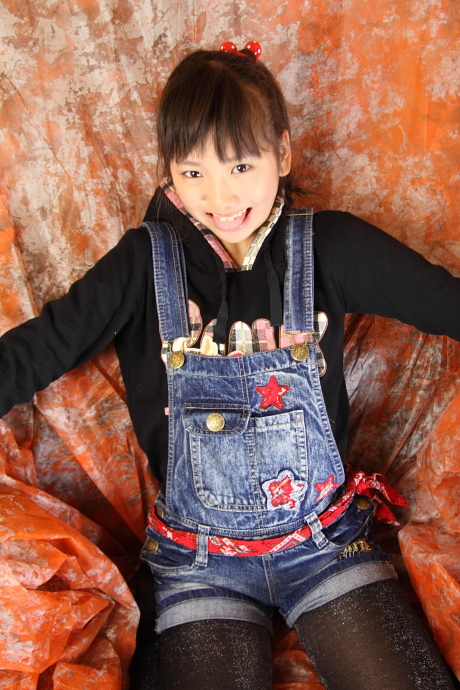 2011022403