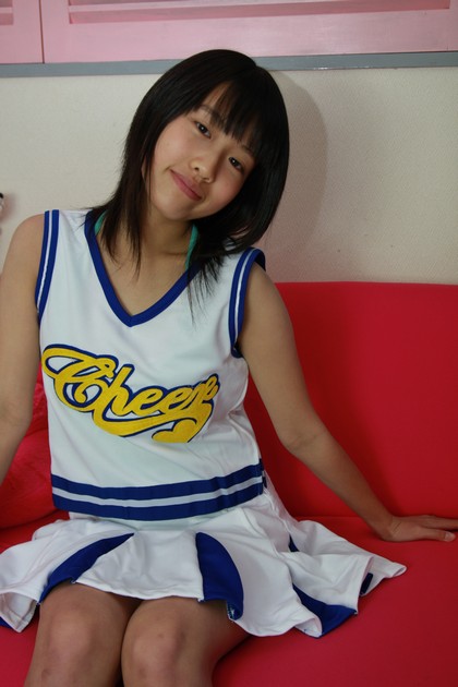 2011022711