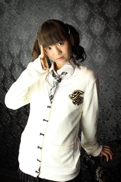 2011030605