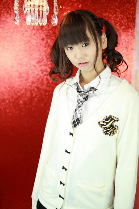 2011030702