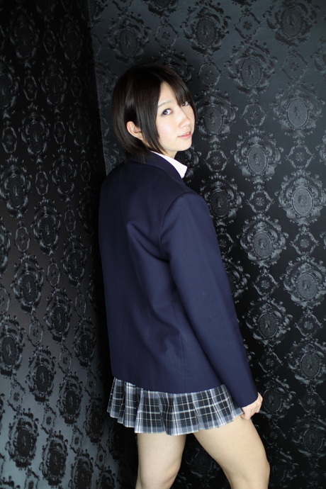 2011030828