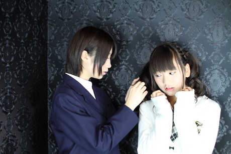 2011033002