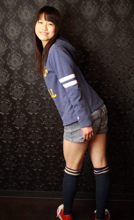 2011040215