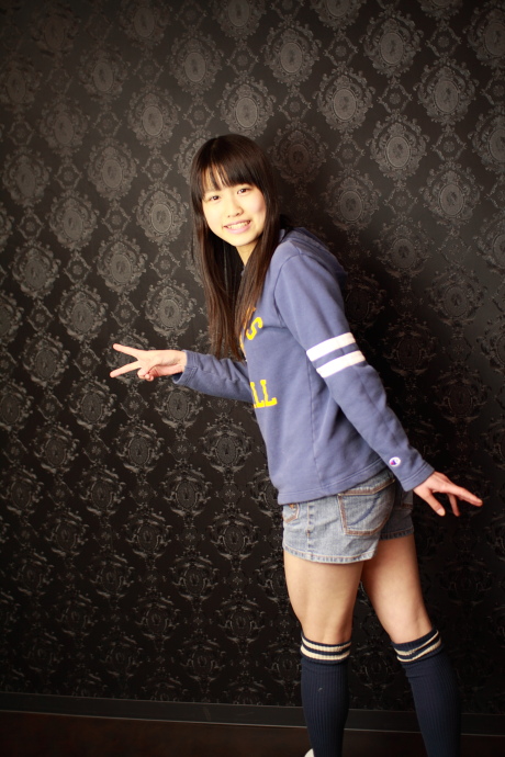 2011040218