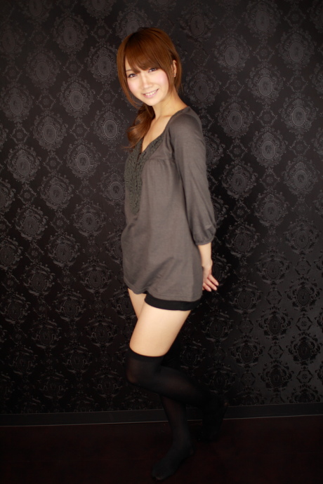 2011040722