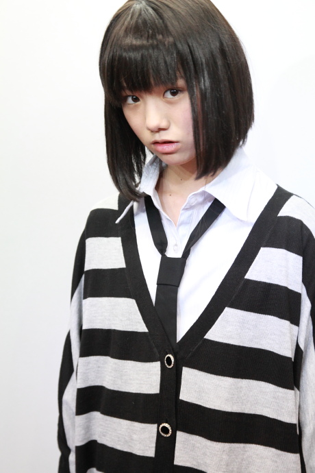 2011040903