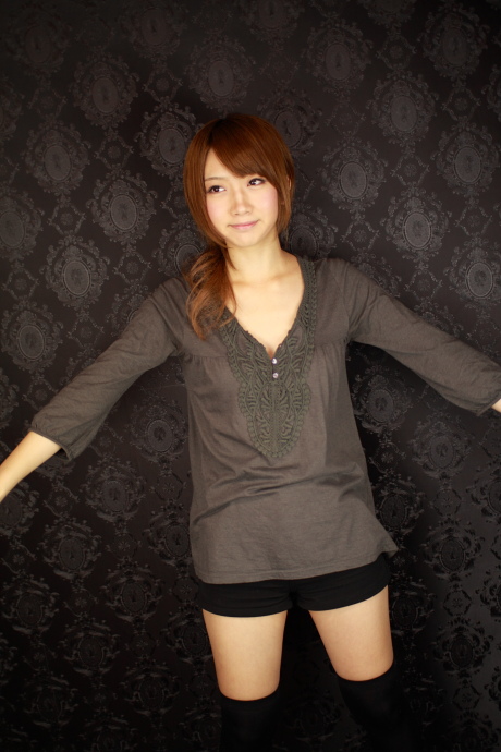 2011040927