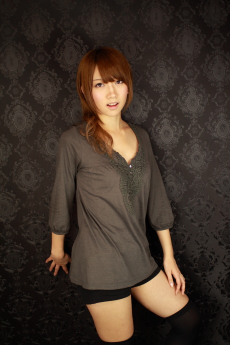 2011041223