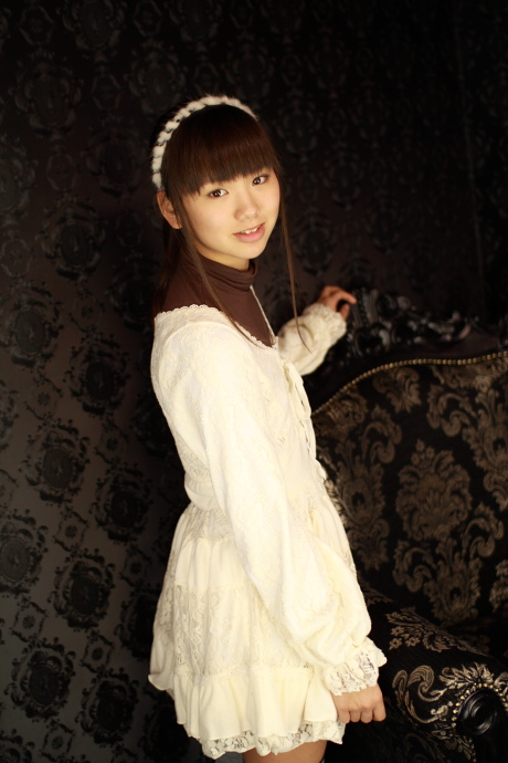 2011041903