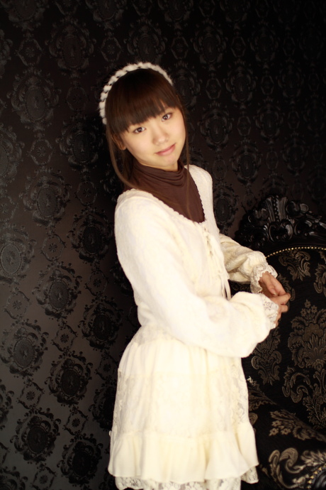2011042003