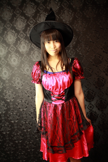 2011042215