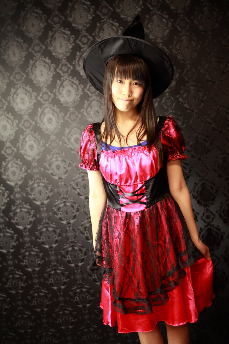 2011042216