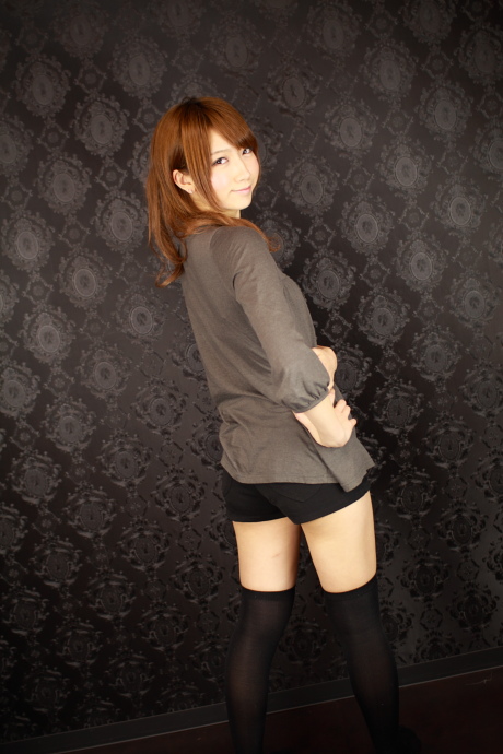 2011042324