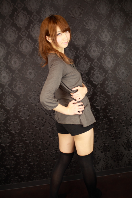 2011042325