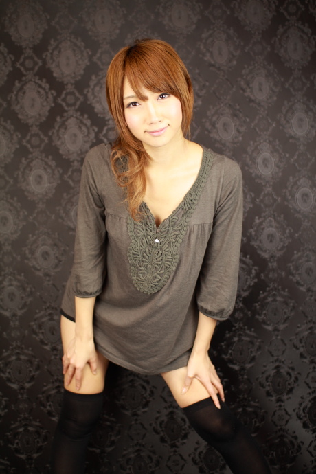 2011042422