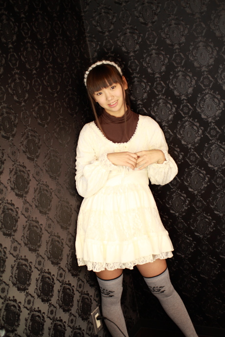 2011042906