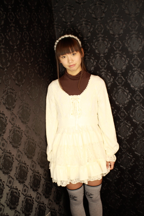 2011043003