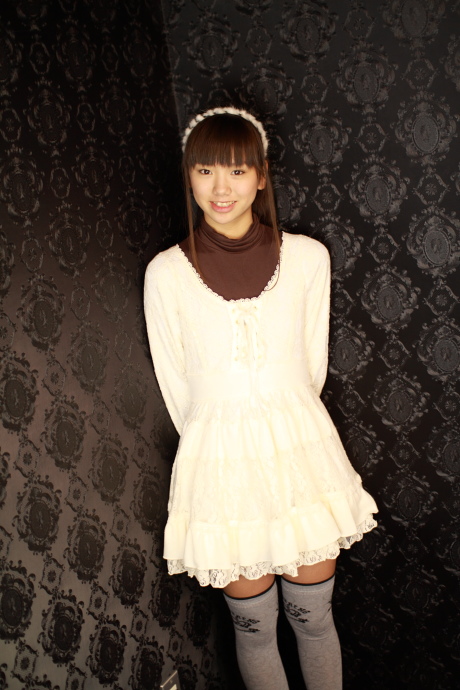 2011043004