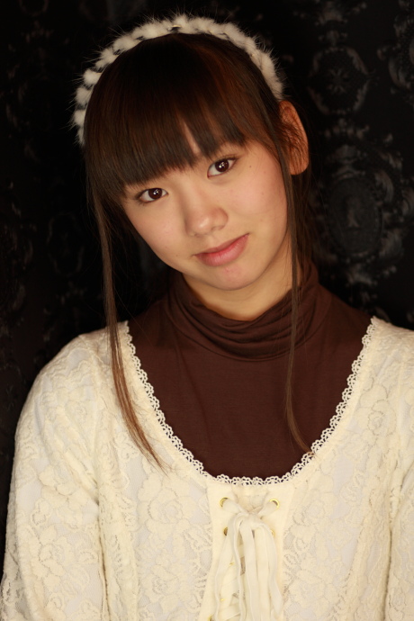 2011051702