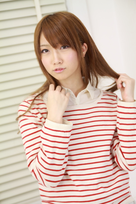 2011052224