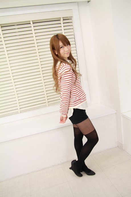 2011052228