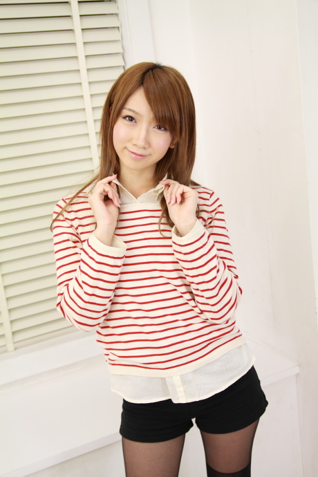 2011052328