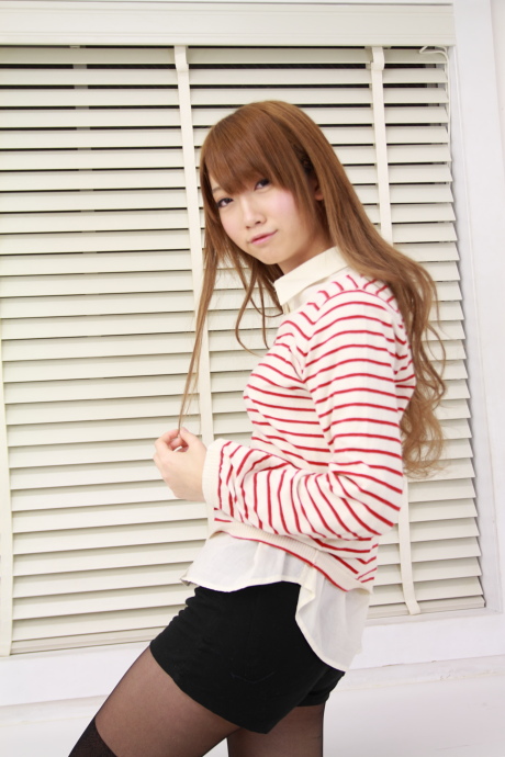2011052725