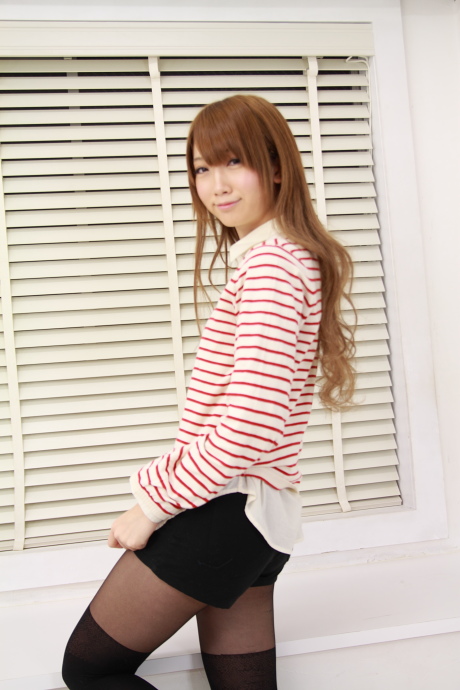 2011052727