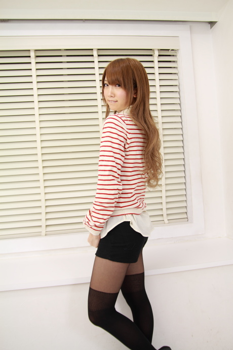 2011052729