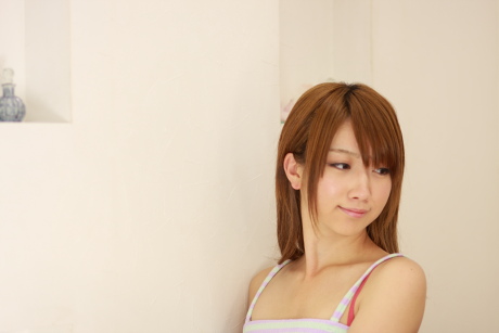 2011082702