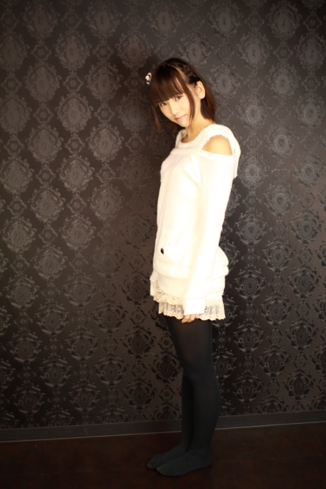 2011122823